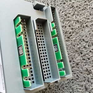 Module d'entrée numérique Abb Dc522 16 I/O Unité de contrôle industrielle - Product Image 2