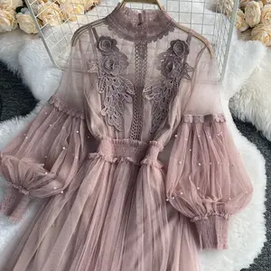 Vestido de encaje para mujer, ropa Coreana de gasa de malla con parte inferior de flores tridimensional, top halter, Primavera/Verano, 2022 - Product Image 1