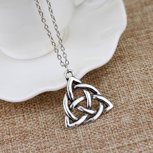 Triquetra Knot <strong>Jewelry</strong> Fashion <strong>Pagan</strong> Protective Spirit Necklace Silver Triangle Geometric <strong>Jewelry</strong> for Men and Women - Product Image 2
