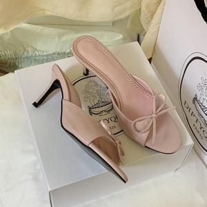 Chaussures de mariée Mary Jane françaises pour femmes, collection automne-été 2026, à talon carré, respirantes, à brides croisées, antidérapantes, en cuir véritable - Product Image 5