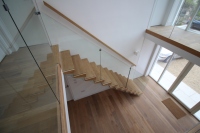 Système de garde-corps en fer et verre Prima PR Commercial moderne pour escalier extérieur et porche, résistant à la rouille et aux intempéries, avec profilé en U en alliage d'aluminium 5
