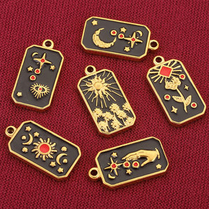 Bijoux personnalisés en acier inoxydable 316L, pendentifs et breloques tendance, cartes de tarot 3D pour la création de bracelets et colliers. - Product Image 4