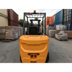 รถยกไฟฟ้าสี่ล้อพร้อมยางตัน ยกสูงได้ 3 เมตร - Product Image 3