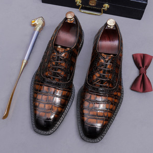 Men's handcrafted heavy-duty <b>check</b>-patterned casual shoes, made of oxford leather and genuine leather for business wear - Product Image 2