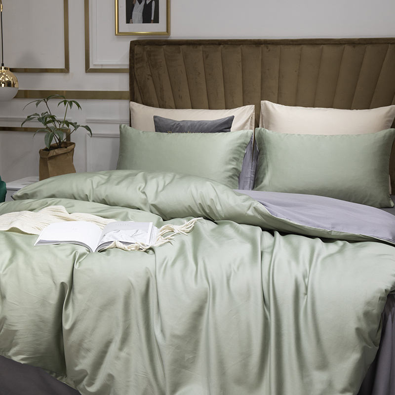 สีเขียวขนาดกลางสีเทา