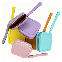 Petit sac carré en silicone avec fermeture éclair, couleur unie, portable, multifonctionnel, pour le rangement des cosmétiques, résistant aux chutes