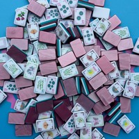 Mahjong Akrilik Tiga Lapis Warna Pink Cyan 160 Ubin Pola Kipas Bambu Oriental Set Permainan Mewah untuk Wanita Pasokan Grosir untuk Pengecer