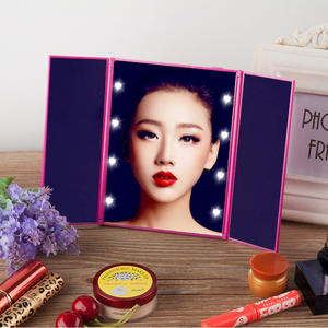 ZQGLOW 현대적인 디자인 3 중 여행 LED 조명 빛나는 데스크탑 메이크업 화장대 거울 공주 스타일 ABS + 유리 화이트/블랙/레드 - Product Image 1