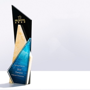 Trofeo de Cristal de Golf con Forma de Mujer Negra, Hermoso Premio de Caballo, Hecho en China para Competición Deportiva, Tallado, 1 Pieza, Arte Popular - Product Image 1