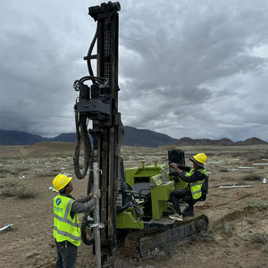 Trivella Idraulica a Spirale per Pali Fotovoltaici con Motore Diesel Cingolato di Qualità Affidabile, Martello Idraulico per Pali Solari, Macchina per Pali - Product Image 6
