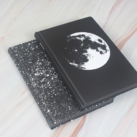 Cuaderno de Tapa Dura con Páginas Negras, Diario Personalizado con Diseño de Galaxia, Luna y Estrellas, 147*215mm, Encuadernación Cosida, Cuaderno Creativo para Estudiantes