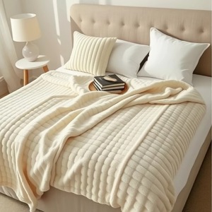 Cross-Border Imitation Kaninchen fell Große Flanell decke Verdickte Büro Sofa bezug Winter Geschenk decke-Solid Pattern Großhandel - Product Image 1