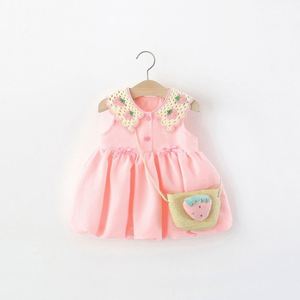 Vestito Rosa Senza Maniche con Colletto all'<span class=keywords><strong>Uncinetto</strong></span> a Forma di Fragola per <span class=keywords><strong>Bambina</strong></span>, Ideale per Occasioni Casual Quotidiane, Appuntamenti e Riunioni Familiari - Product Image 1