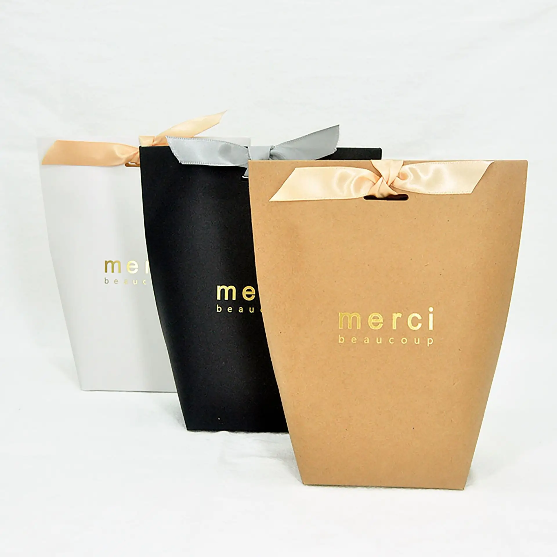 White Bronzing Thank you Candy Bag French Merci Wedding Favors Gift Box Package Birthday Party Kraft Paper Box