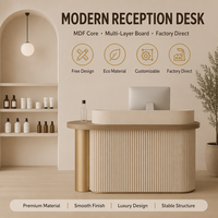Nouveau 2026 WDF – Comptoir de réception pour salon et spa avec plateau en marbre naturel cannelé vertical incurvé et support métallique doré, personnalisable avec logo