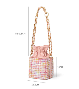 Sac seau élégant en cuir PU pour femme avec chaîne métallique, motif floral, logo personnalisé, sac bandoulière tendance pour femme, vente en gros d'usine - Product Image 3