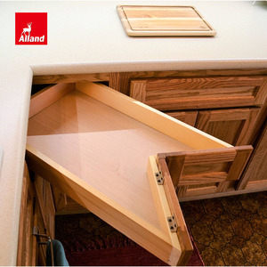 Puertas de Gabinete de Cocina Allad Transition Honey Oak, Soluciones de Almacenamiento Inteligente Magic Corner para Gabinetes de Cocina Chestnut Shaker - Product Image 2
