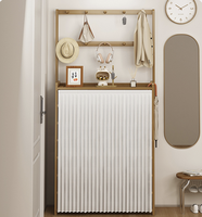 Meuble de rangement mural multi-niveaux avec porte-chaussures intégré, élégant support pour chapeaux et vêtements, et armoire à chaussures pour entrée
