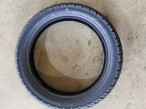 Pneus de moto sans chambre à air 110/80-17 à prix de gros - Product Image 6