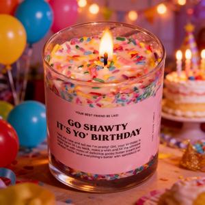 Bougies de luxe en cire de soja personnalisées en gros, design gâteau d'anniversaire, pot en verre pour cadeaux d'anniversaire et bars Diwali - Product Image 3