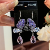 Anting-anting mewah berlapis emas model kupu-kupu panjang warna ungu Super Fairy Dream 2025, tren terbaru, bahan alloy, untuk wanita, hadiah ulang tahun.