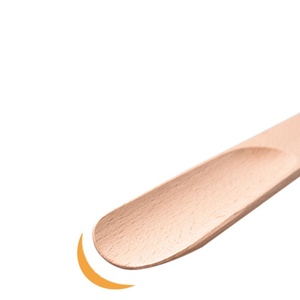 Chausse-pied en <span class=keywords><strong>bois</strong></span> de hêtre de 26 cm avec logo personnalisé, chausse-pied en corde et en cuir, chausse-pied à usage domestique pour hôtel unisexe - Product Image 2