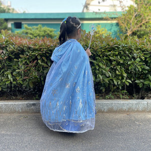 Principessa vestita con un velo, eseguita il giorno della Bambina, indossava mantello e cappa in stile tradizionale cinese - Product Image 4