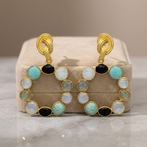 Nouvelle Arrivée Ensemble de Boucles d'Oreilles Pendantes Mini Nœuds Circulaires Multi-Pierres Précieuses Plaqué Or 14K Sertissage Griffe d'Onyx Design Émotionnel - Product Image 3