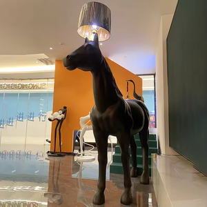 Lampadaire LED moderne en forme de <span class=keywords><strong>cheval</strong></span>, sculpture animale en fibre de verre, lumière sur pied E27, haute luminosité, installation <span class=keywords><strong>facile</strong></span> pour hôtel - Product Image 3