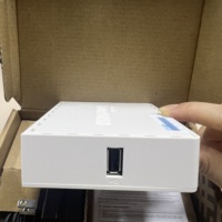 Routeur Sans Fil Mikrotik HAP RB951Ui-2nD ROS Alimenté par POE, 100 Mégabits, 2.4G Bi-Bande avec Double Antenne et Prise en Charge Bi-Bande