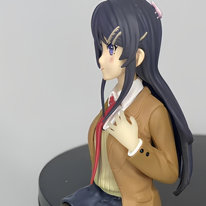 Figurine assise Mai Sakurajima <span class=keywords><strong>Rascal</strong></span> <span class=keywords><strong>Does</strong></span> <span class=keywords><strong>Not</strong></span> <span class=keywords><strong>Dream</strong></span> of Anime, Modèle de figurine de personnage féminin, Ornement, Vente en gros - Product Image 4