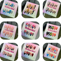 Kuku Palsu Almond Buatan Tangan Warna Pastel 3D Bunga Ombre Gradasi Kuku Palsu Lucu Mengkilap Full Cover Manikur