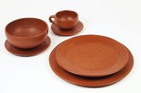 Set Peralatan Makan dari Tanah Liat Alami |   Perlengkapan Makan dari Tanah Liat dengan Finishing Matte/Glazed Gaya Japandi |   Sehat, Tidak Beracun, Ramah Lingkungan
