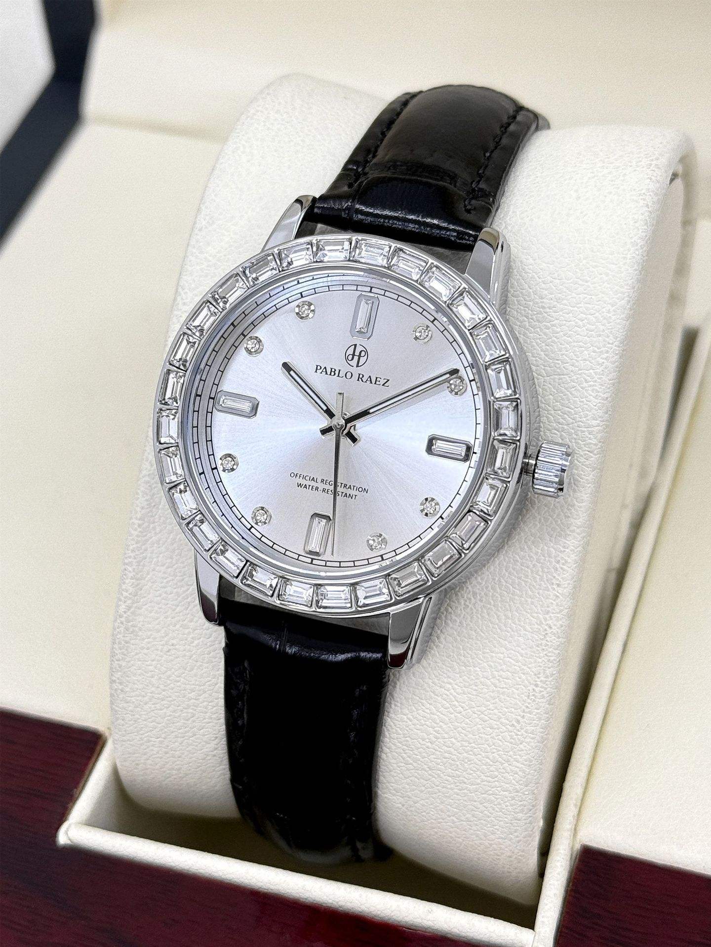 สีเงินดำ