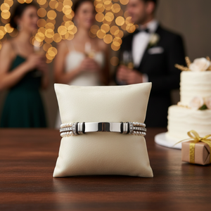 Bracciale Classico in Acciaio Placcato Oro con Perle e Diamanti, Stile Avvolgente, Ideale per Feste, Matrimoni, Cerimonie Religiose, Idea Regalo - Product Image 2