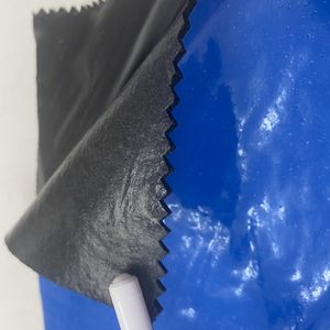 Bande d'isolation thermique à membrane imperméable auto-adhésive moderne personnalisée pour la chaleur de l'eau projets de toitures en céramique, métal et acier - Product Image 2