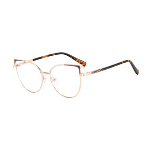 2025 Tốt Nhất Bán Phụ Nữ Mới Của Đơn Giản Chống Ánh Sáng Màu Xanh Mèo Mắt Kính Thời Trang Kim Loại Máy Tính Quang Học Khung Biểu Tượng Tùy Chỉnh - Product Image 4