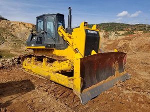 Topadora de Orugas Shantui SD22 con Motor Cummins de 220HP para Movimiento de Tierras - Product Image 6