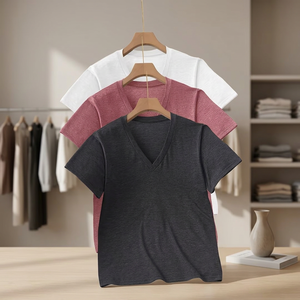 T-shirt décontracté de haute qualité, 100% polyester, col rond, manches courtes, pour femmes, parfait pour l'été et le printemps, fabriqué au Bangladesh - Product Image 3