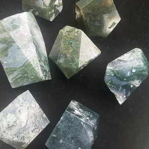 天然高品质水晶治疗宝石绿色石英大地宝石苔藓玛瑙