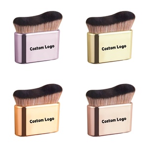 Nouvelle Arrivée Pinceaux Cosmétiques Véganes <span class=keywords><strong>de</strong></span> Luxe à Marque Blanche Durables Portables Corps Doré Brillant <span class=keywords><strong>Pinceau</strong></span> <span class=keywords><strong>de</strong></span> Maquillage Unique pour <span class=keywords><strong>Fond</strong></span> <span class=keywords><strong>de</strong></span> <span class=keywords><strong>Teint</strong></span> - Product Image 2