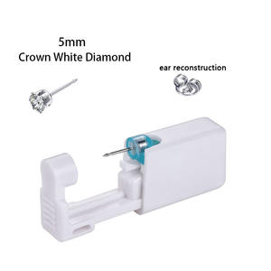 Descartável Crown White Steel <span class=keywords><strong>Ear</strong></span> Stud Assepsis <span class=keywords><strong>Punch</strong></span> Ferramenta Corpo de Segurança Nariz Umbigo Orelha Piercing Gun Kit Aço Inoxidável Jóias - Product Image 1