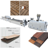 Ligne de production de co-extrusion de revêtements de sol PE WPC avec extrudeurs plastiques à double vis, conception automatique de moule libre