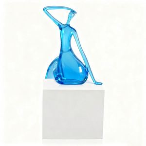 Sculptures de Personnages Célèbres, Figurines en Résine, Sculptures de Femmes Bleues Transparentes - Product Image 5