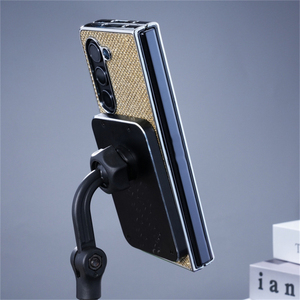 Étui de téléphone magnétique à paillettes de placage de luxe pour <span class=keywords><strong>Samsung</strong></span> Z Fold 6 5 4 <span class=keywords><strong>ZFold</strong></span> <span class=keywords><strong>3</strong></span> 5G housse de protection de charge sans fil capuchon antichoc - Product Image 3