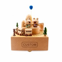 Boîte à musique en bois Montessori, ours et train rotatif, boîte musicale gravée sur mesure pour enfants