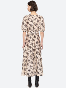 女式连衣裙 <span class=keywords><strong>2026</strong></span> 春夏新款 复古花卉印花优雅圆领连衣裙，带荷叶边细节和合身腰部设计 - Product Image 2