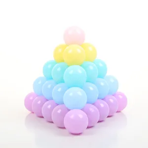 สำหรับ Commercial สนามเด็กเล่นในร่มตกแต่ง Clear สีขาวสีดำสีเทาสีฟ้าสีชมพู Ball Pit Balls 8ซม.