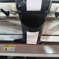 Machine d'emballage automatique multifonctionnelle à haute productivité pour sacs express avec fonctions de scellage et d'étiquetage, facile à utiliser