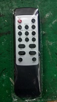 Kararlı ve basit yüksek kaliteli üç-in-one aile karaoke amplifikatörü ile şık gümüş
